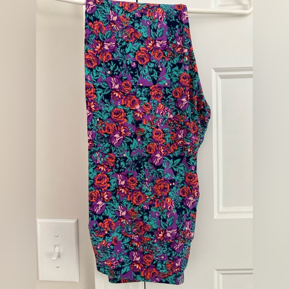 LuLaRoe Floral Leggings